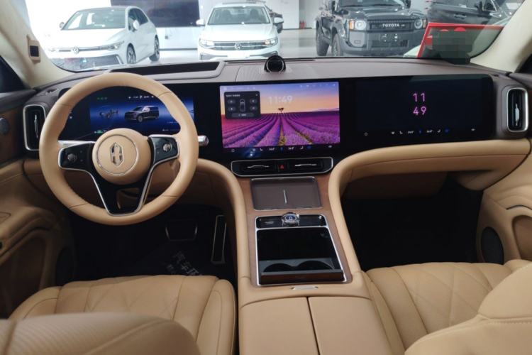 Used Hima AITO M9 2024 Range-Extended Ultra Version 52 kWh 5-Seater Model Center Console