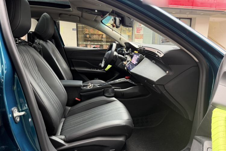 Used Peugeot 408X 2023 Charm Version