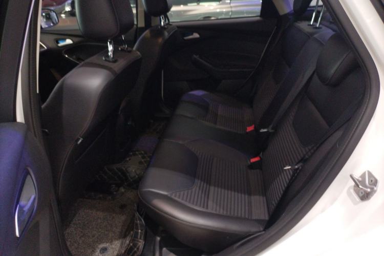 Used Ford Focus 2018 Sedan Classic 1.6L Automatic Trendy SmartDrive Edition