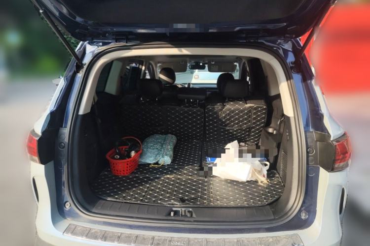 Used CHANGAN OSHAN COSPro 2021 1.5T Manual Flagship 7-Seater Trunk