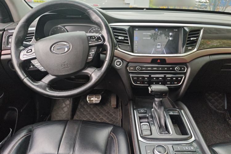 Used GAC Trumpchi GS8 2017 320T Four-Wheel Drive Supreme Edition (7-seater)

