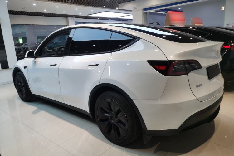Used Tesla Model Y 2024 Rear-Wheel-Drive Version
