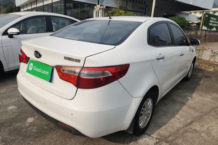 Used Kia K2 2012 Sedan 1.4L MT GLS Commemorative Edition