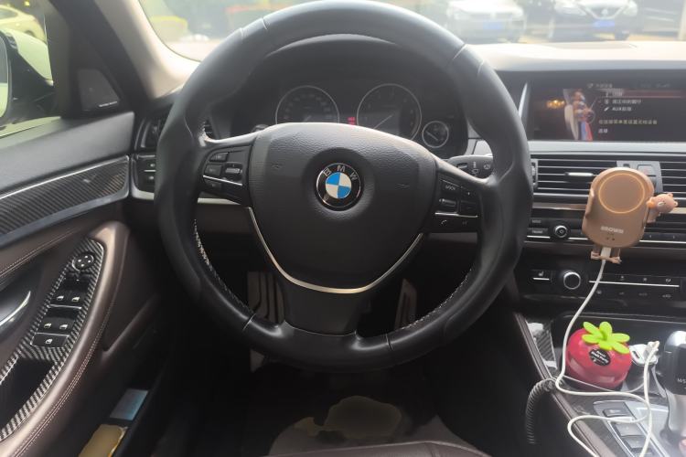 Used BMW 5 Series 2014 525Li Luxury Design Package