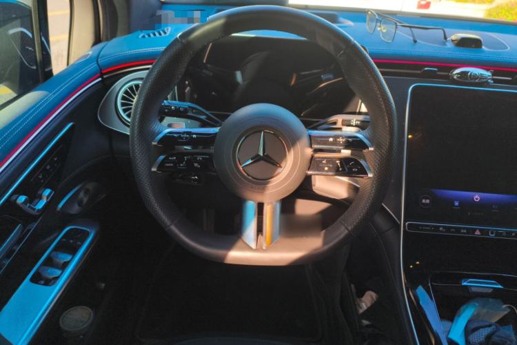 Used Mercedes-Benz EQE SUV 2023 500 4MATIC Special Edition Steering Wheel