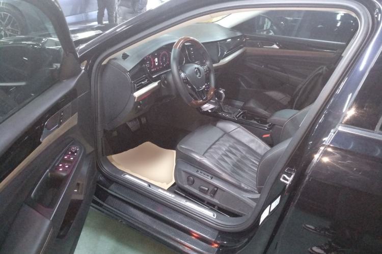 Used Volkswagen Passat 2021 330TSI Luxury Edition