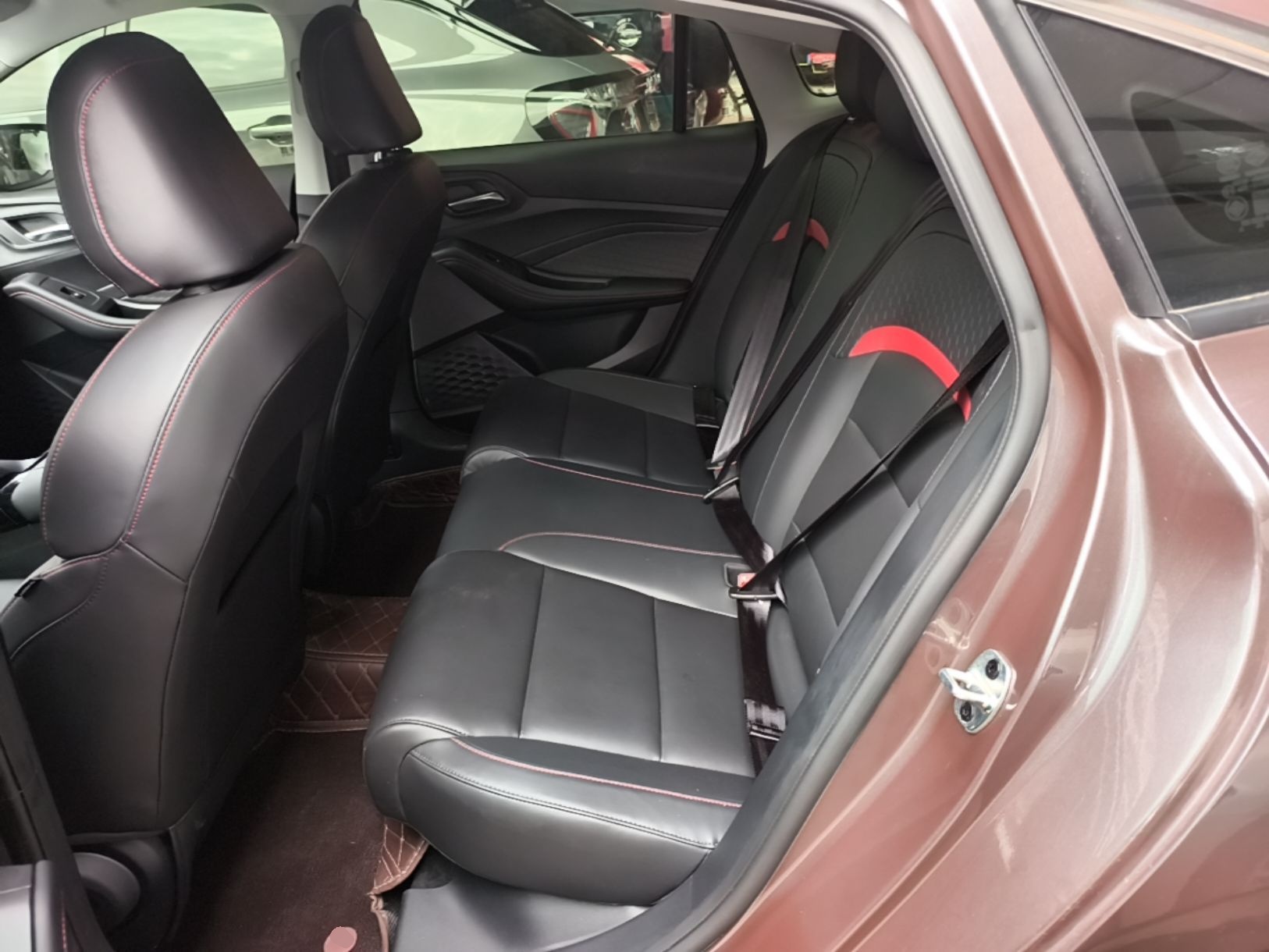 MG 5 2023 180 DVVT CVT Luxury Edition — снимка 20