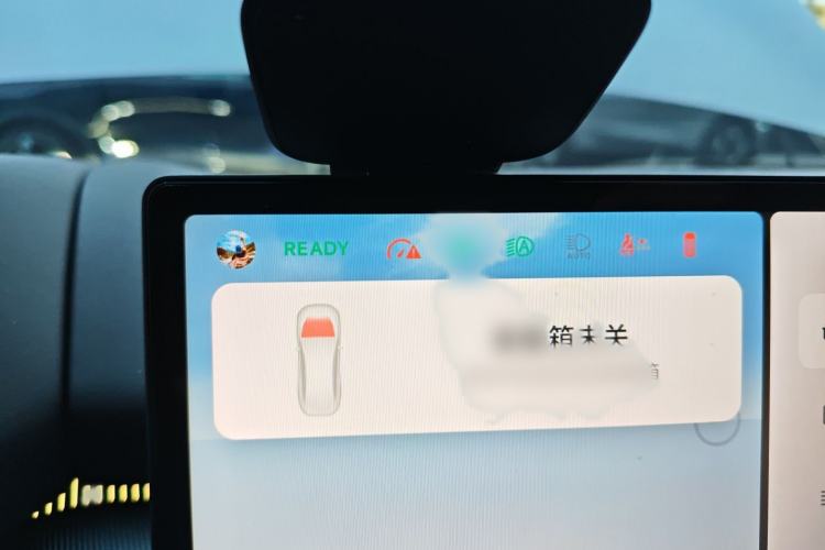 Used XPeng P7 2025 Model—750 All-Wheel-Drive High-Performance Ultra