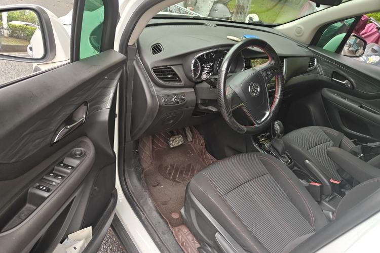 Used Buick Encore 2017 18T Automatic Two-Wheel Drive Urban Fashion Model Driver Seat