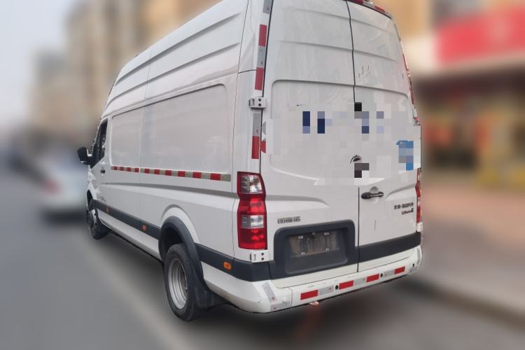 Used Foton Toano 2023 Cummins 2.8T Manual Jixiang Van Extended Wheelbase Ultra-High Roof Rear Dual Tires 3-Seater Rear Left 45 Deg