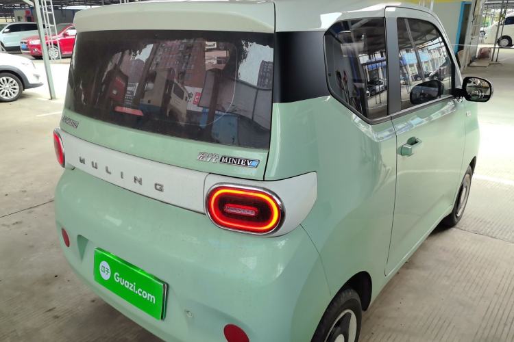 Used Wuling Hongguang MINIEV 2024 3rd Generation 120 km Rear Right 45 Deg