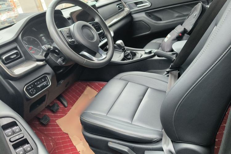 Used Great Wall Poer 2023 2.0T Commercial Version Manual Diesel 4x4 Elite Long-Box GW4D20M Left Front Seat