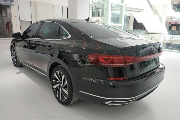 Used Volkswagen Passat 2023 Revised 330TSI Elite Edition Rear Left 45 Deg