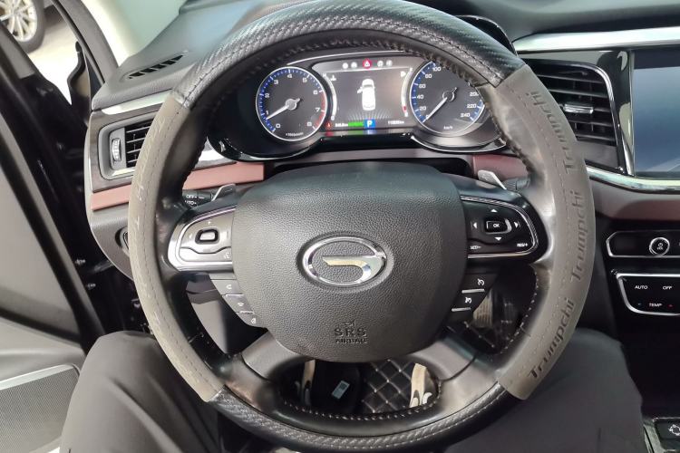 Used GAC Trumpchi GS8 2017 320T Two-Wheel Drive Luxury Smart Connectivity Version (7 Seats)