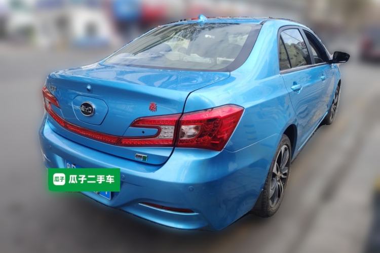 Used BYD Qin New Energy 2015 1.5T Dual-Crown Flagship Plus Edition Rear Right 45 Deg