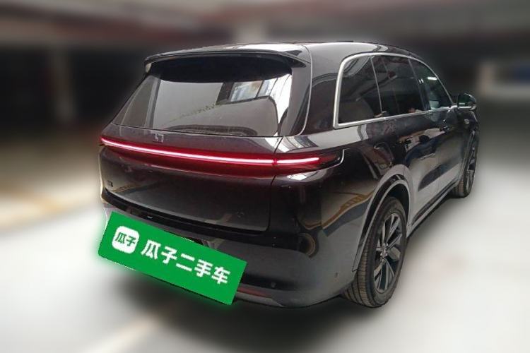 Used Li Auto L8 2023 Air model
