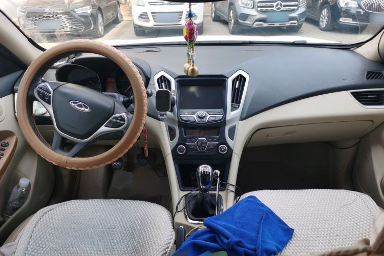 Used Chery Arrizo 7 2015 1.6L Manual ZhiShang Edition
