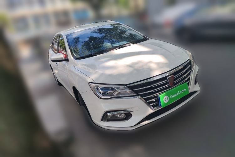 Used Roewe i5 2020 1.5L Manual 4G Connect Luxury Edition Front Right 45 Deg