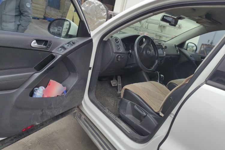 Used Volkswagen Tiguan 2015 1.8TSI Automatic Two-Wheel Drive Trend Edition Driver Seat