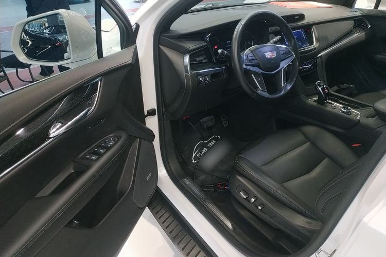 Used Cadillac XT5 2021 28T Four-Wheel Drive Luxury Version