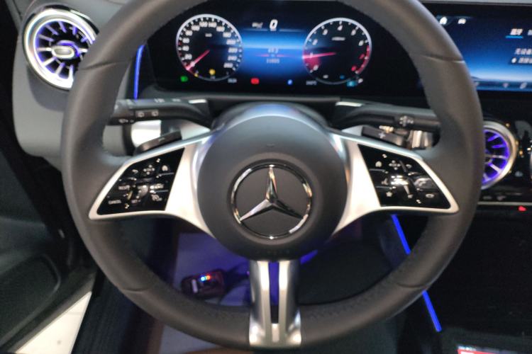 Used Mercedes-Benz GLB 2024 Refresh GLB 220 Dynamic Edition