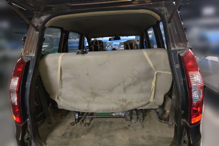 Used Wuling Hongguang 2015 1.5L S Base Model China IV Trunk