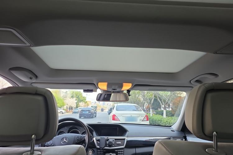 Used Mercedes-Benz E-Class 2013 E 260 L CGI Stylish Model
