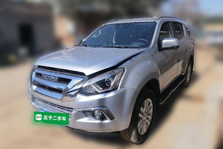 Used Isuzu mu-X 2022 2.0T Gasoline Automatic 4x4 Enjoyment Model 5 Seats