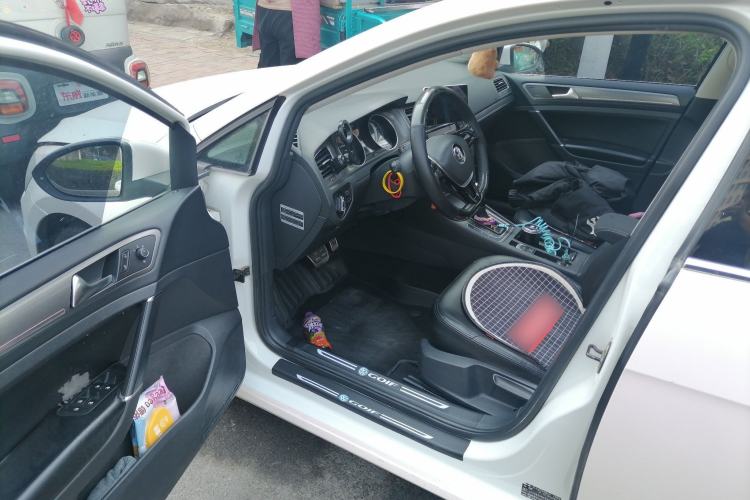 Used Volkswagen Golf 2014 1.6L Automatic Comfort Model
