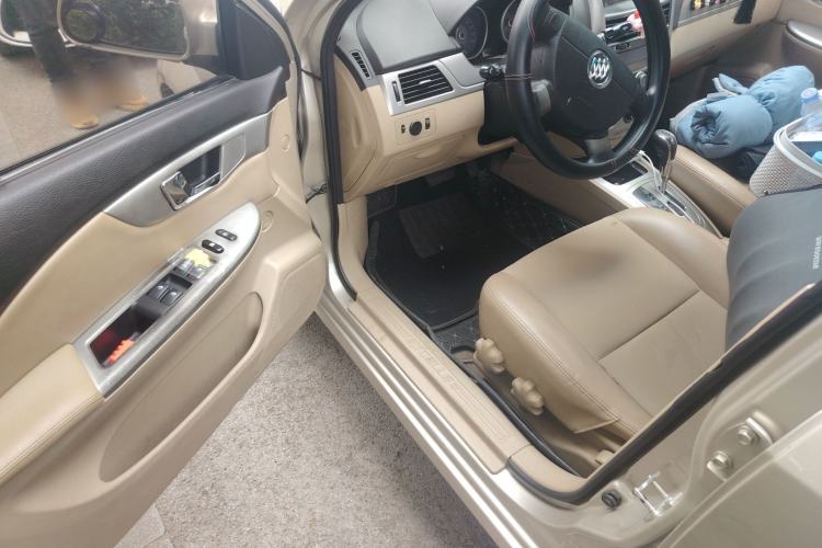 Used Buick Excelle 2013 1.5L Automatic Classic Model