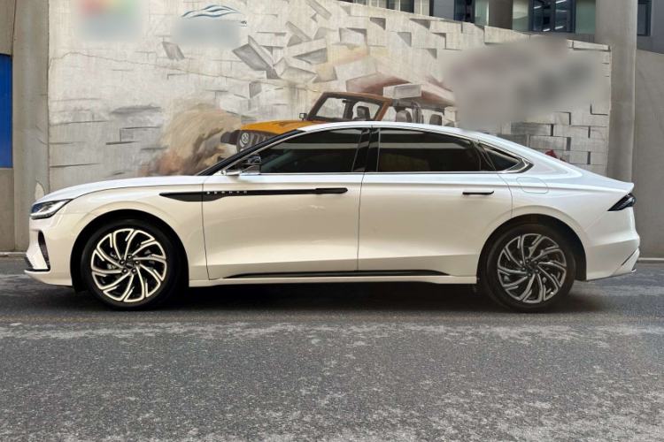 Used Lincoln Z 2025 2.0T Luxury Edition