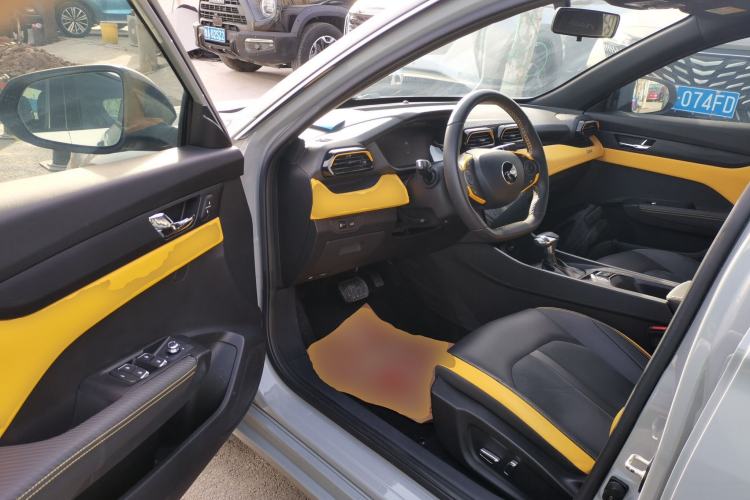 Used Dongfeng Aeolus Yixuan 2023 Mach Edition 1.5T Automatic Dream-Chasing Rider Version
