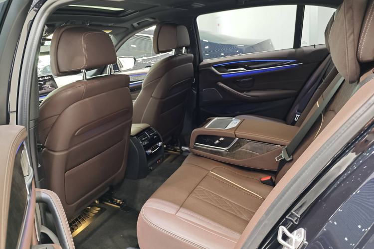 Used BMW 5 Series 2022 Second Facelift 530Li Luxury Version M Sport Package
