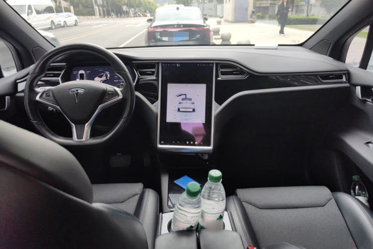 Used Tesla Model X 2017 X 100D Long Range Edition Center Console