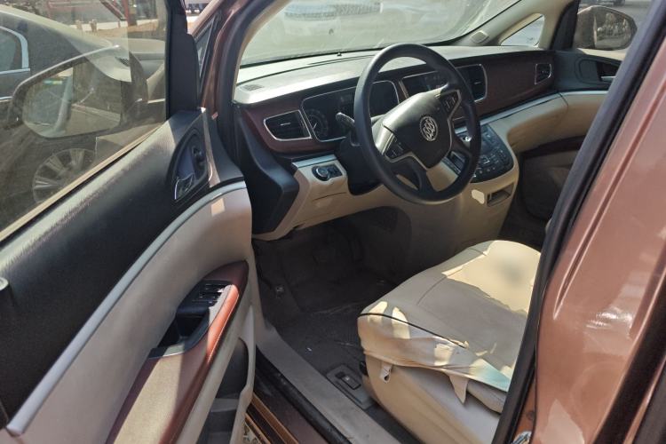 Used Buick GL8 2018 28T Comfort Model China VI Standard Driver Seat