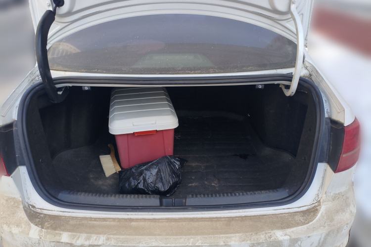 Used Volkswagen Sagitar 2018 1.6L Manual Comfort Model Trunk