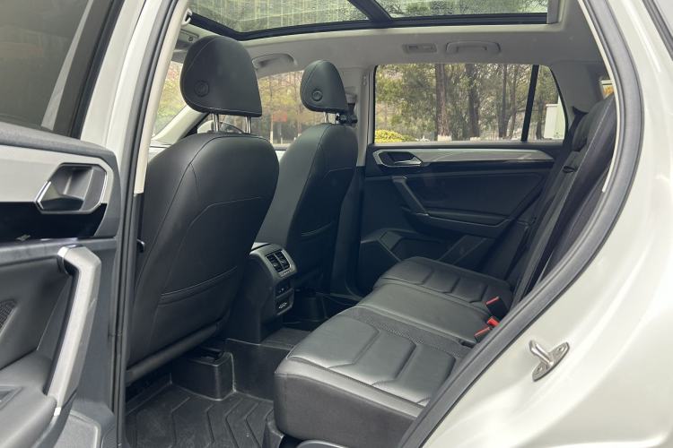 Used Volkswagen Tayron 2019 330TSI Two-Wheel Drive Luxury Model China VI Standard
