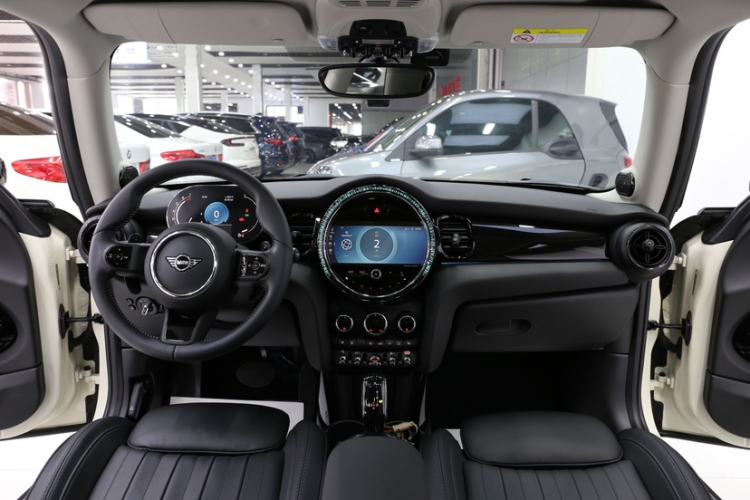 MINI 2022 2.0T COOPER S Artist usado
