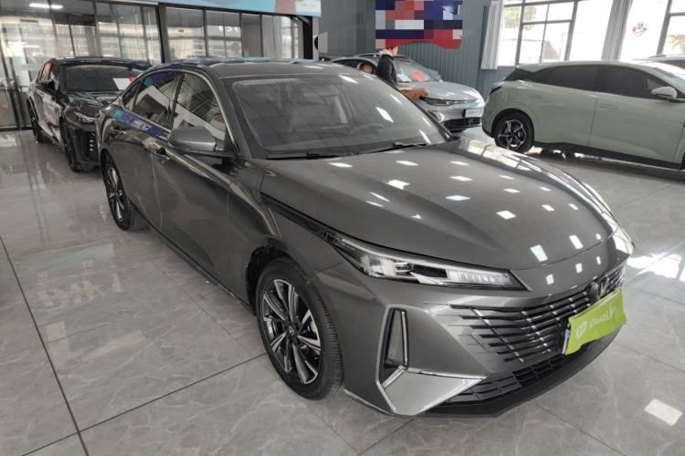 Used Changan Eado 2025 Blue Whale 1.5T 500Bar Prestige Model
