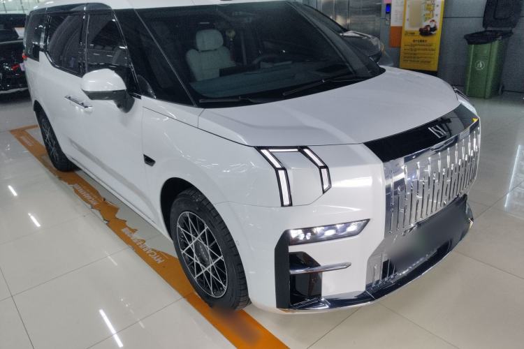 Used Zeekr 009 2024 Six-Seat Executive Version 4WD 108 kWh