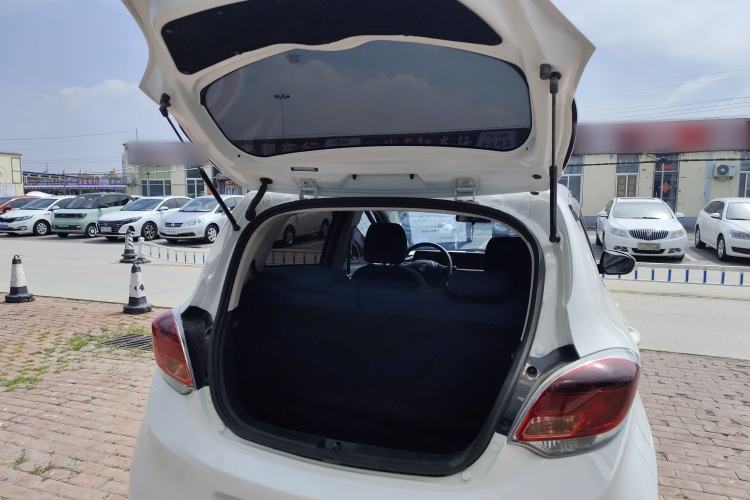 Used CHANGAN Benni E-Star 2022 Qingxin Edition Colorful Model Lithium Iron Phosphate Trunk