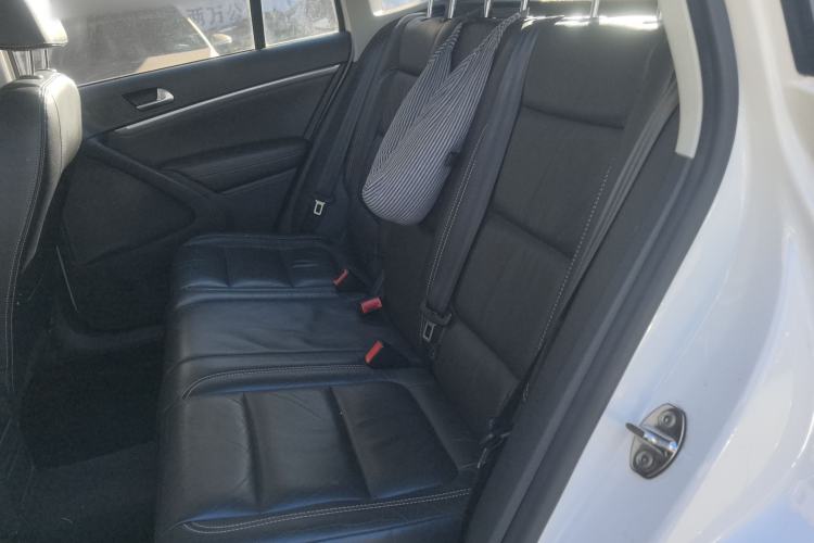 Used Volkswagen Tiguan L 2016 280TSI Automatic Two-Wheel Drive Silk Road Comfort Edition
