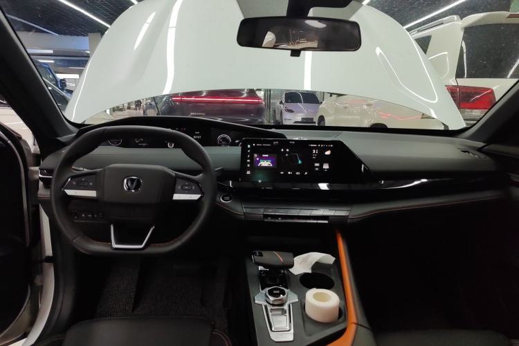 Used Changan UNI-V iDD 2023 Zhidian iDD 1.5T 113km Smart & Fun Version (Rapid Edition)