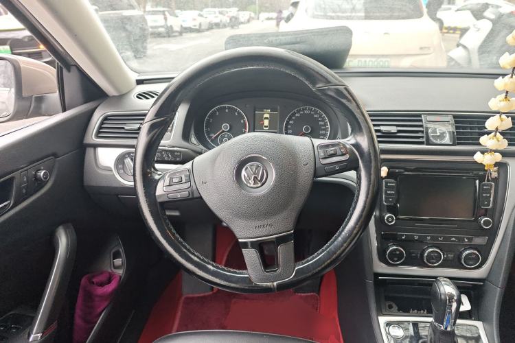 Used Volkswagen Passat 2014 1.8TSI DSG Prestige Edition