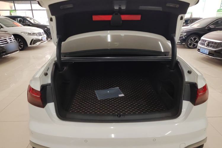 Used Audi A4L 2022 40 TFSI Fashion Dynamic Model
