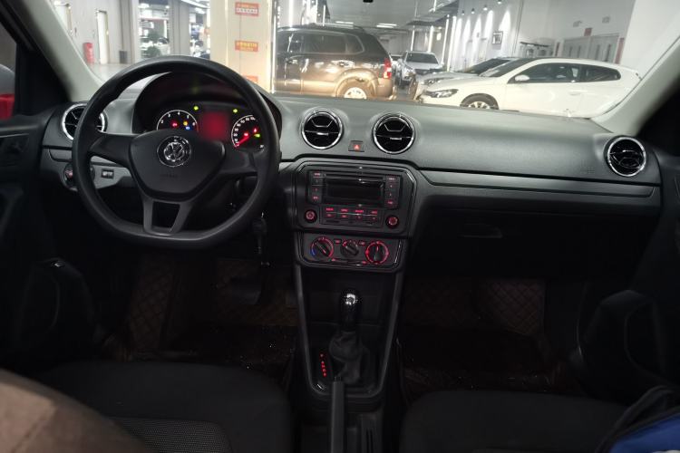 Used Volkswagen Jetta 2017 1.5L Automatic Fashion Model
