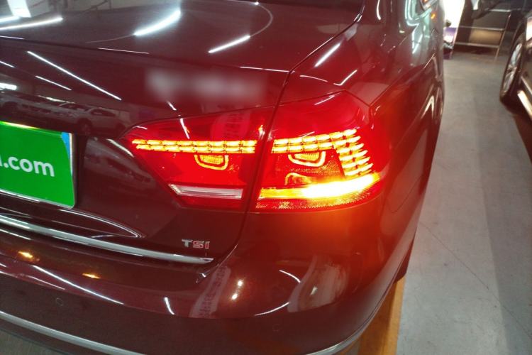 Used Volkswagen Passat 2014 1.8TSI DSG Prestige Edition Exterior 3