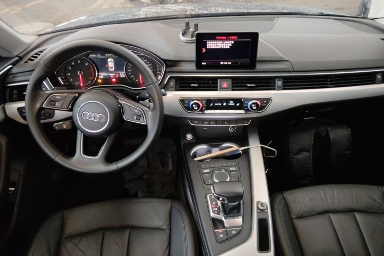 Used Audi A5 2017 Sportback 45 TFSI Fashion Model Center Console