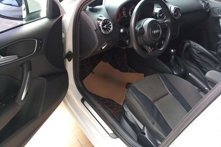 Used Audi A1 2013 30 TFSI Sportback Ego Driver Seat