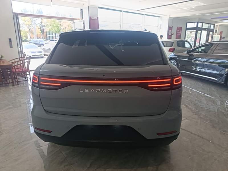 Used Leapmotor C11 2026 Range-Extended 300 LiDAR Prestige Edition — 5